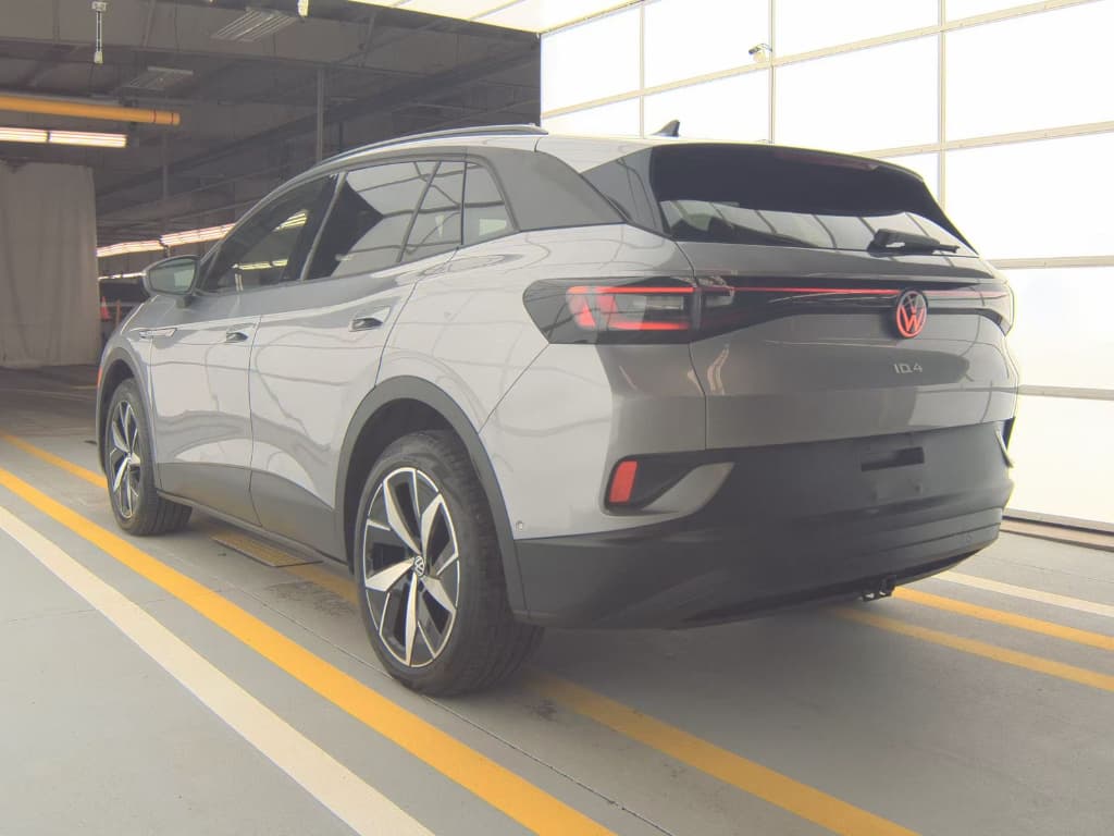 2024 Volkswagen ID.4 view 4