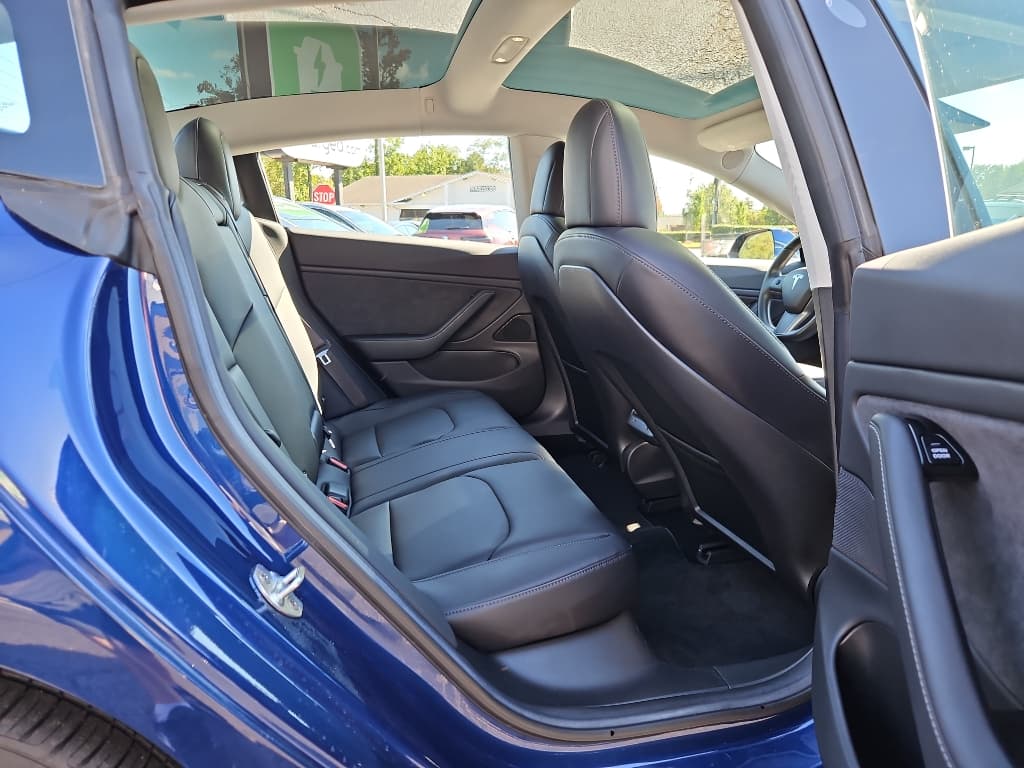 2018 Tesla Model 3 view 19