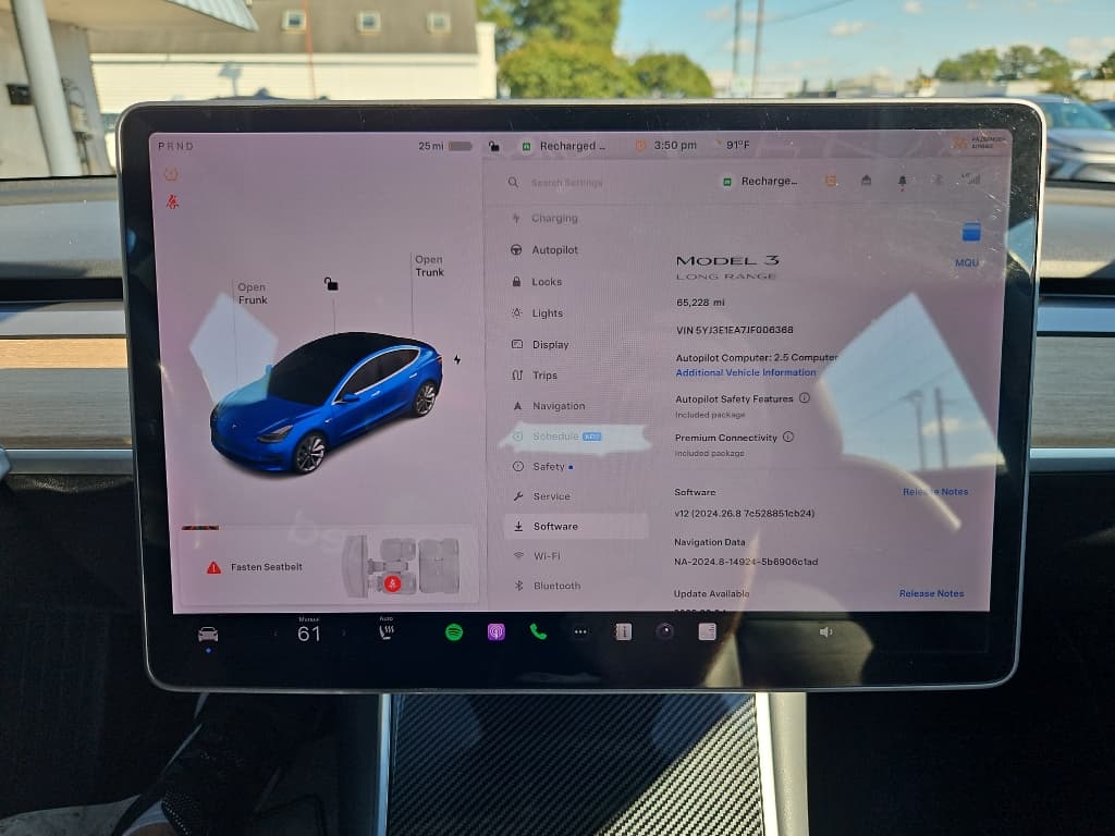 2018 Tesla Model 3 view 9