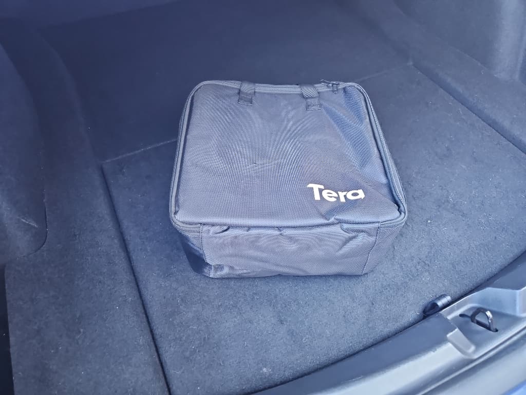 2018 Tesla Model 3 view 6