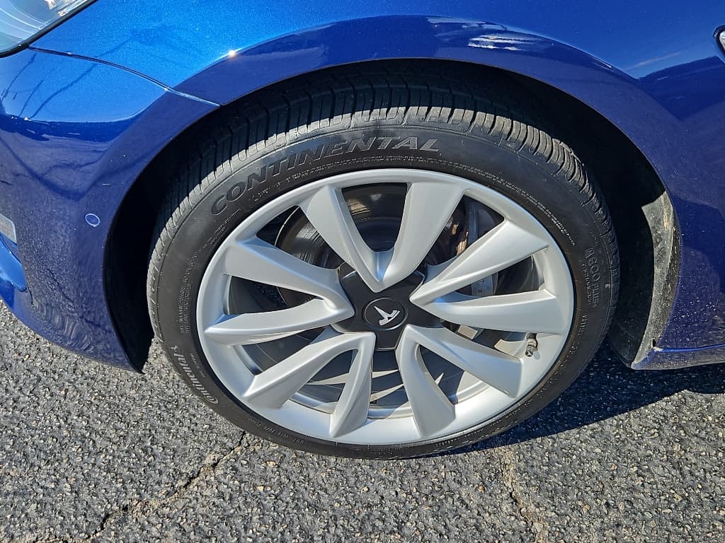 2018 Tesla Model 3 view 24