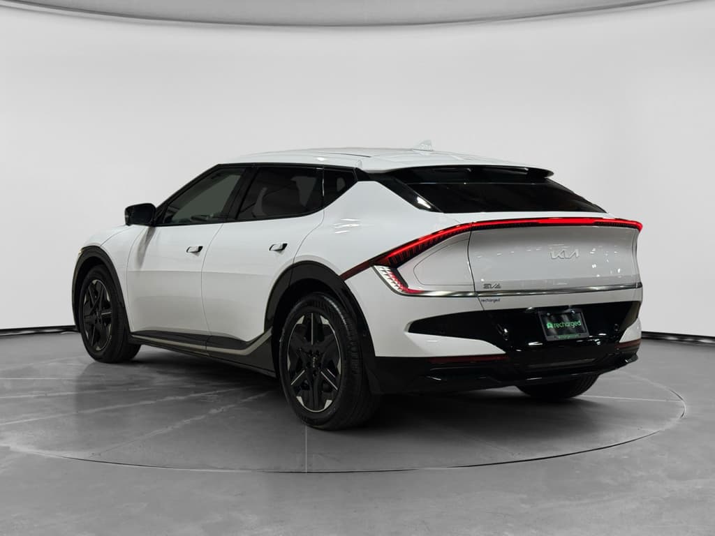 2025 Kia EV6 view 2