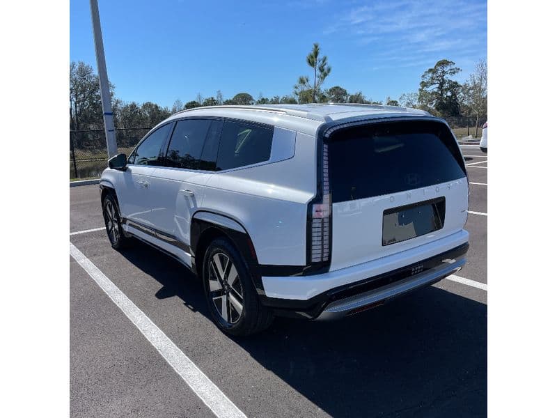 2026 Hyundai IONIQ 9 view 2