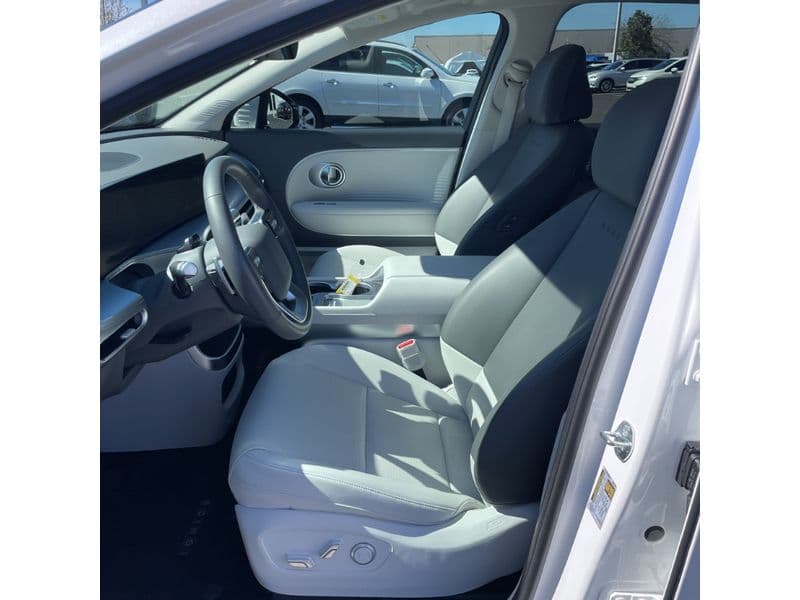 2026 Hyundai IONIQ 9 view 5