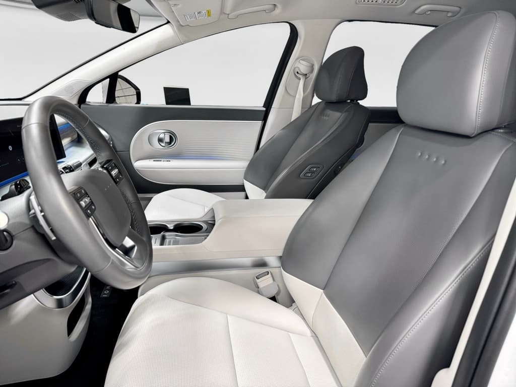 2026 Hyundai IONIQ 9 view 18