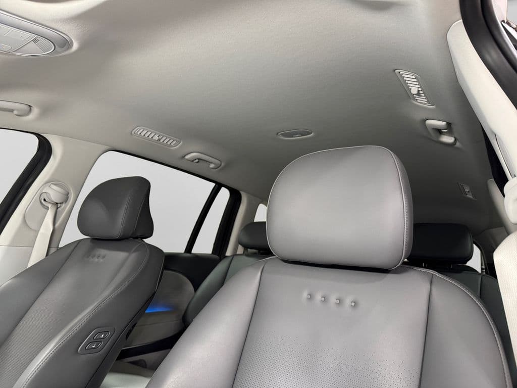 2026 Hyundai IONIQ 9 view 8