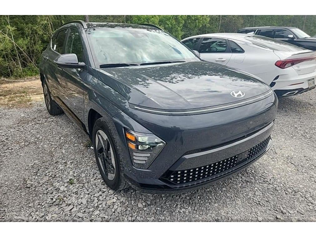 2024 Hyundai Kona view 2