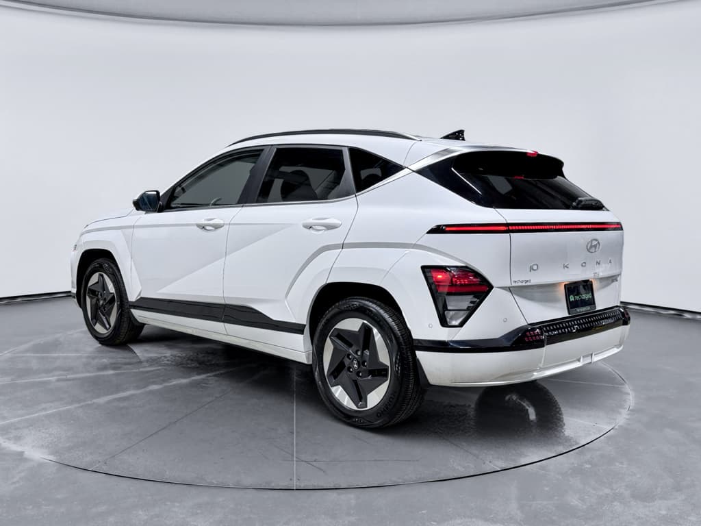 2024 Hyundai Kona view 2