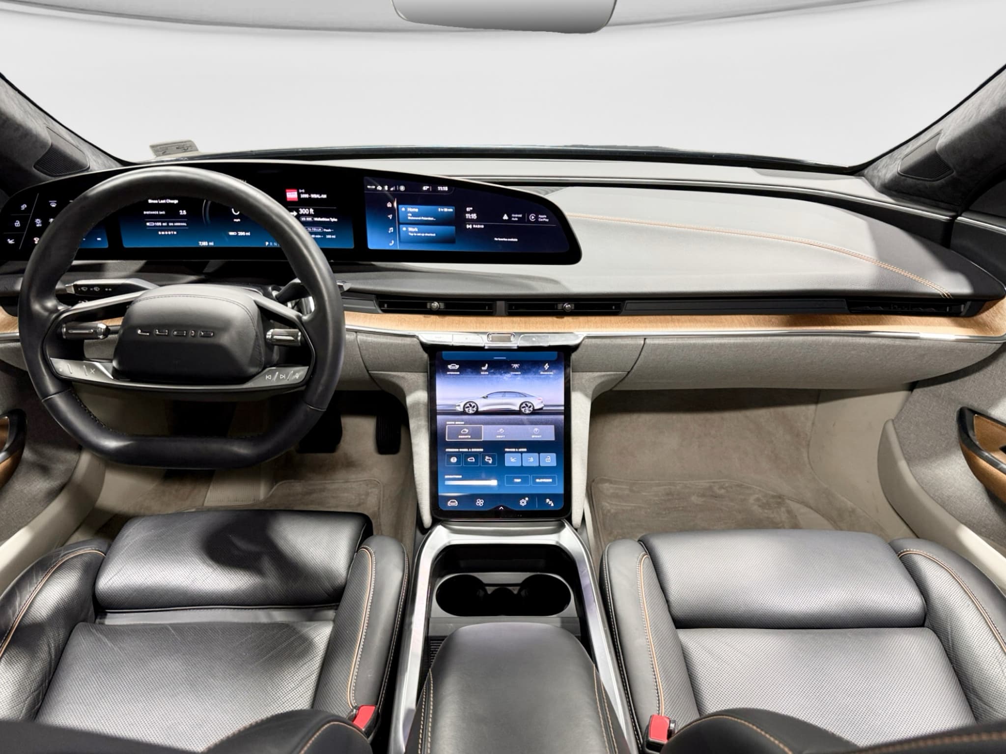 2025 Lucid Air view 15