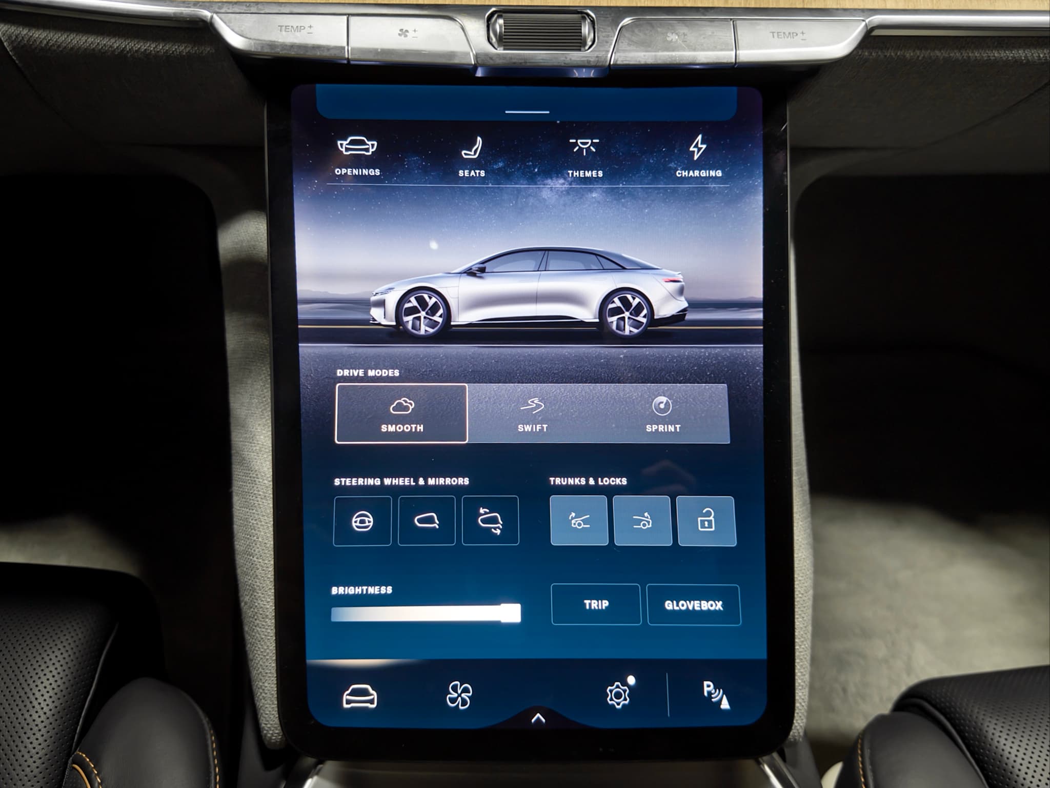 2025 Lucid Air view 14