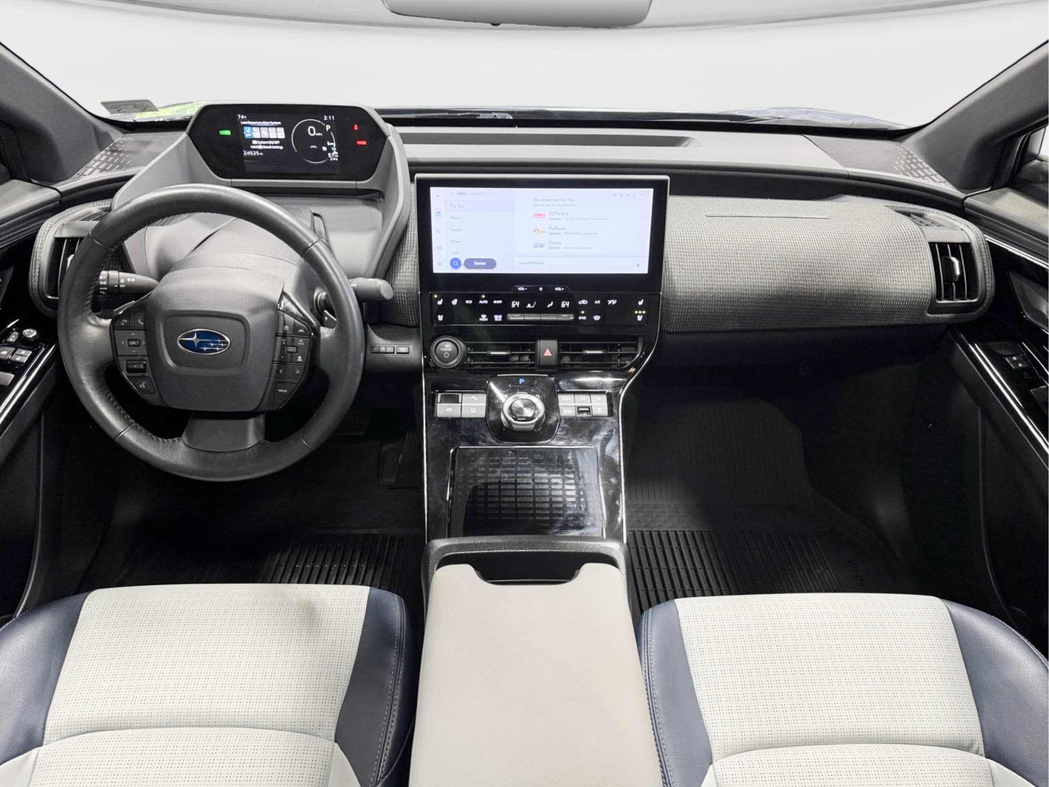 2023 Subaru Solterra view 14