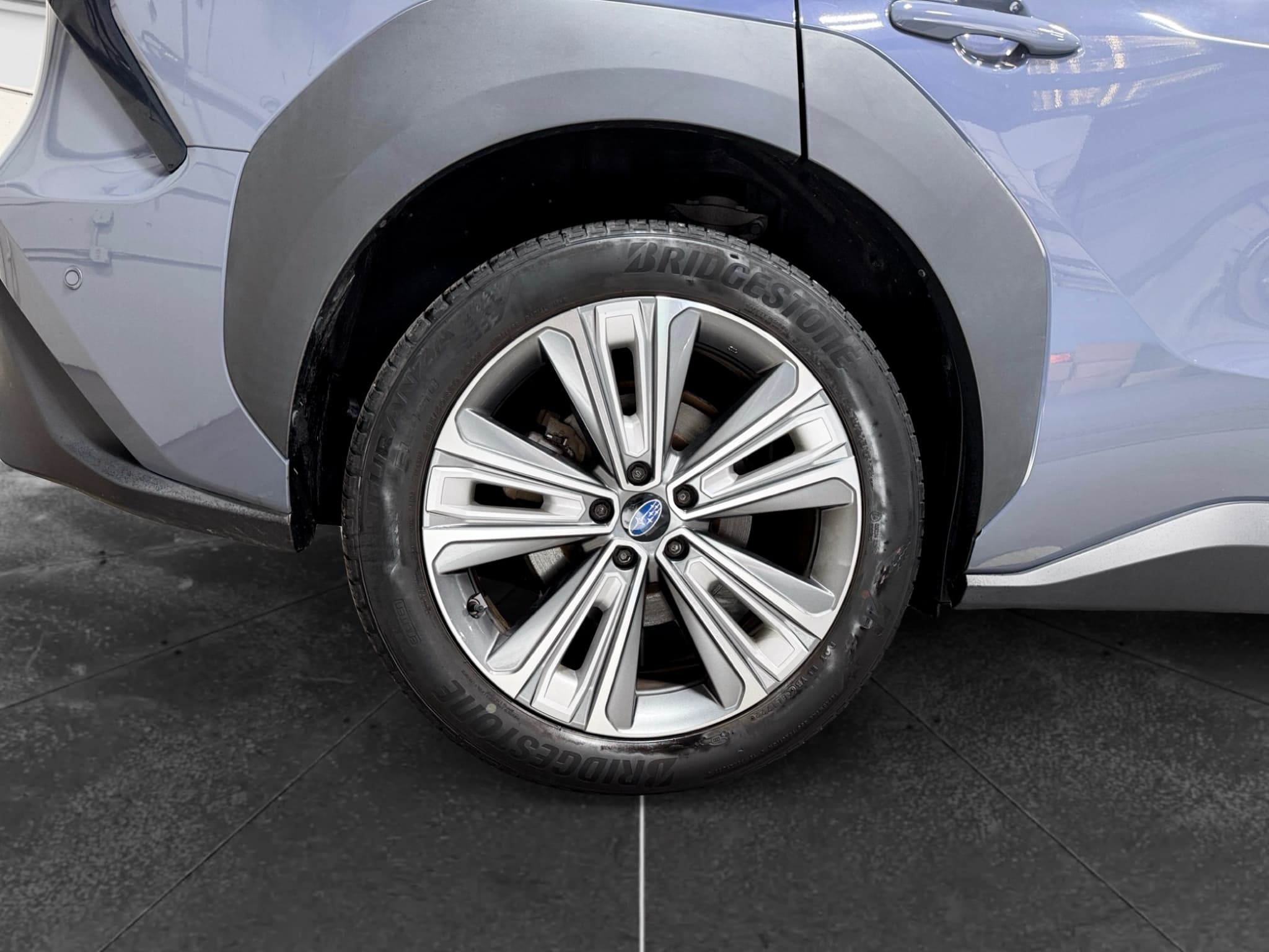 2023 Subaru Solterra view 29