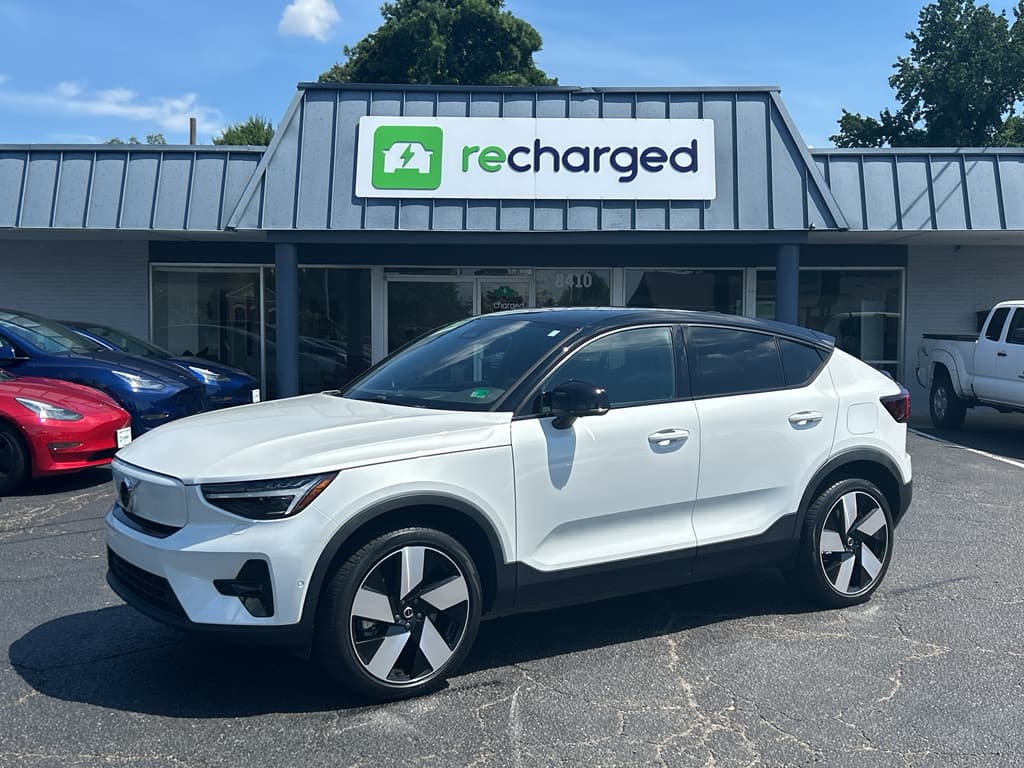 2022 Volvo C40