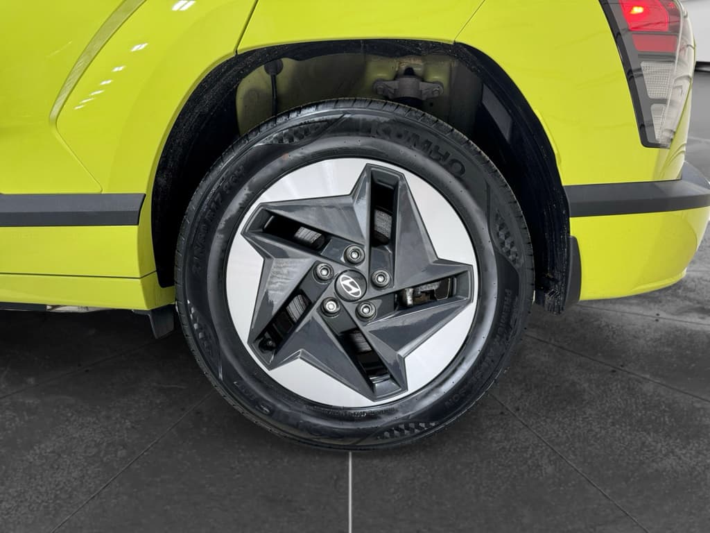 2024 Hyundai Kona view 34