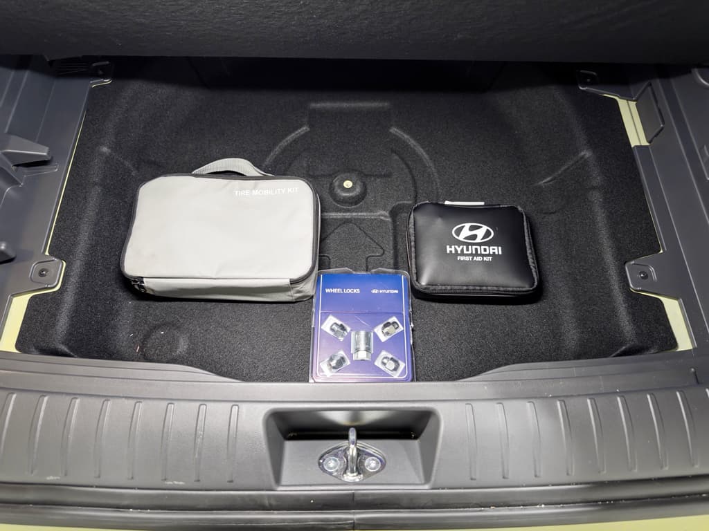 2024 Hyundai Kona view 29
