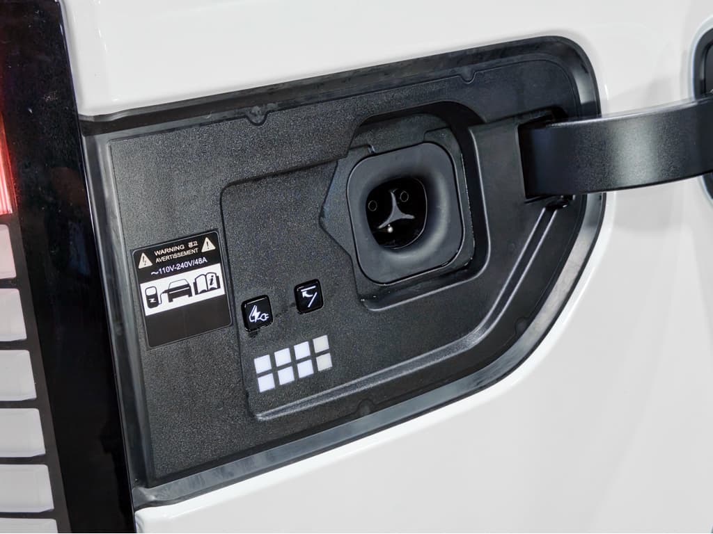 2026 Hyundai IONIQ 9 view 5