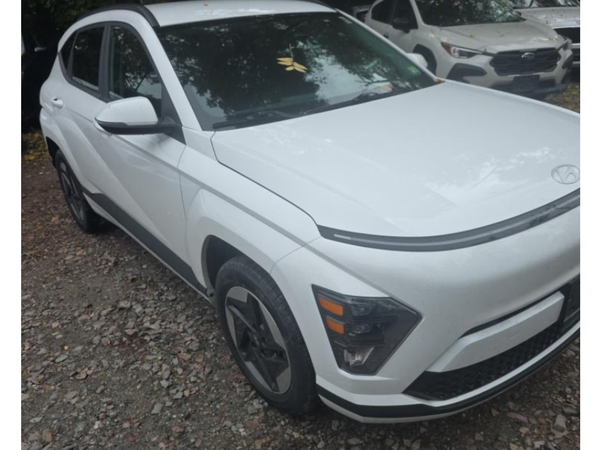 2024 Hyundai Kona view 4