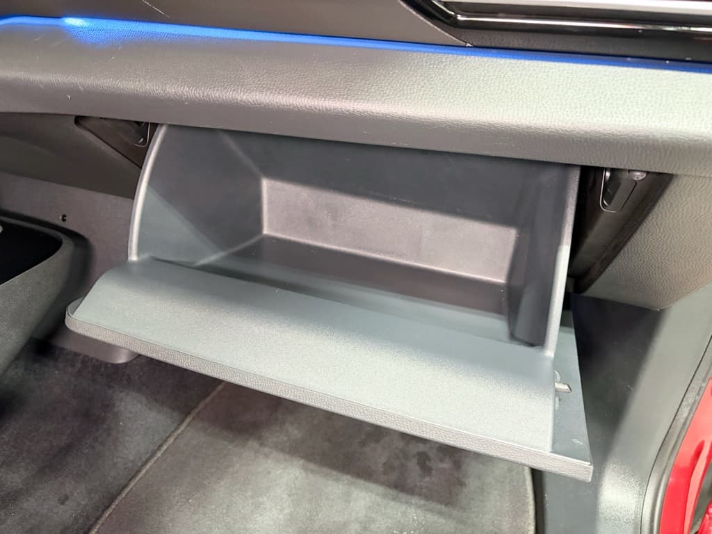 2023 Volkswagen ID.4 view 18