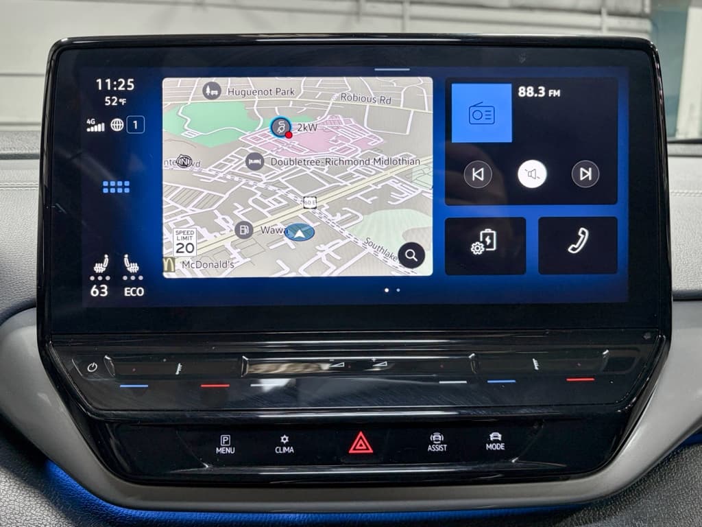 2023 Volkswagen ID.4 view 10