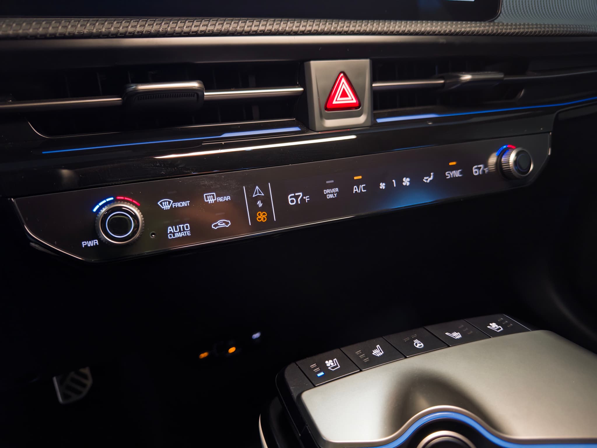 2025 Kia EV6 view 15