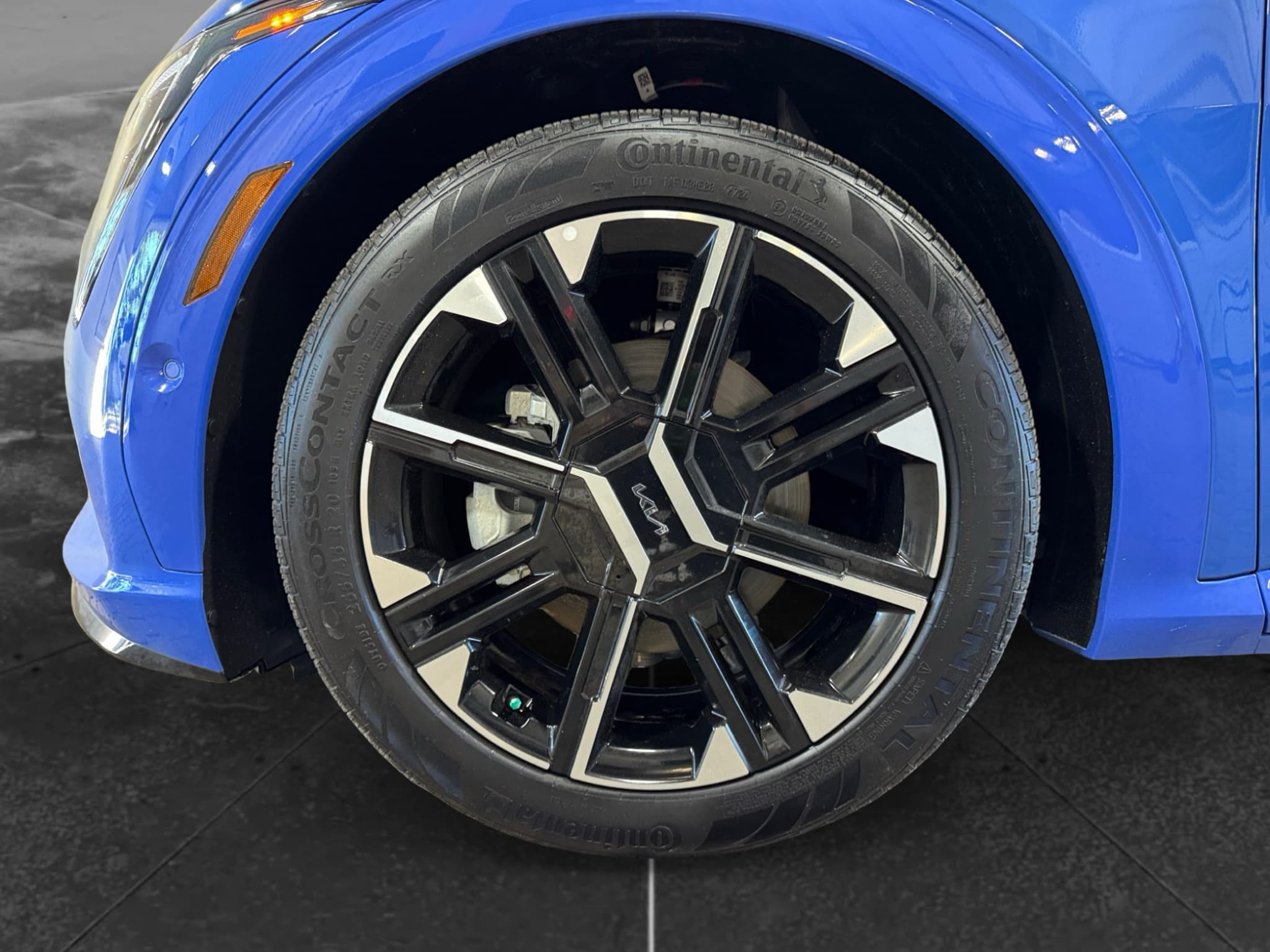 2025 Kia EV6 view 32