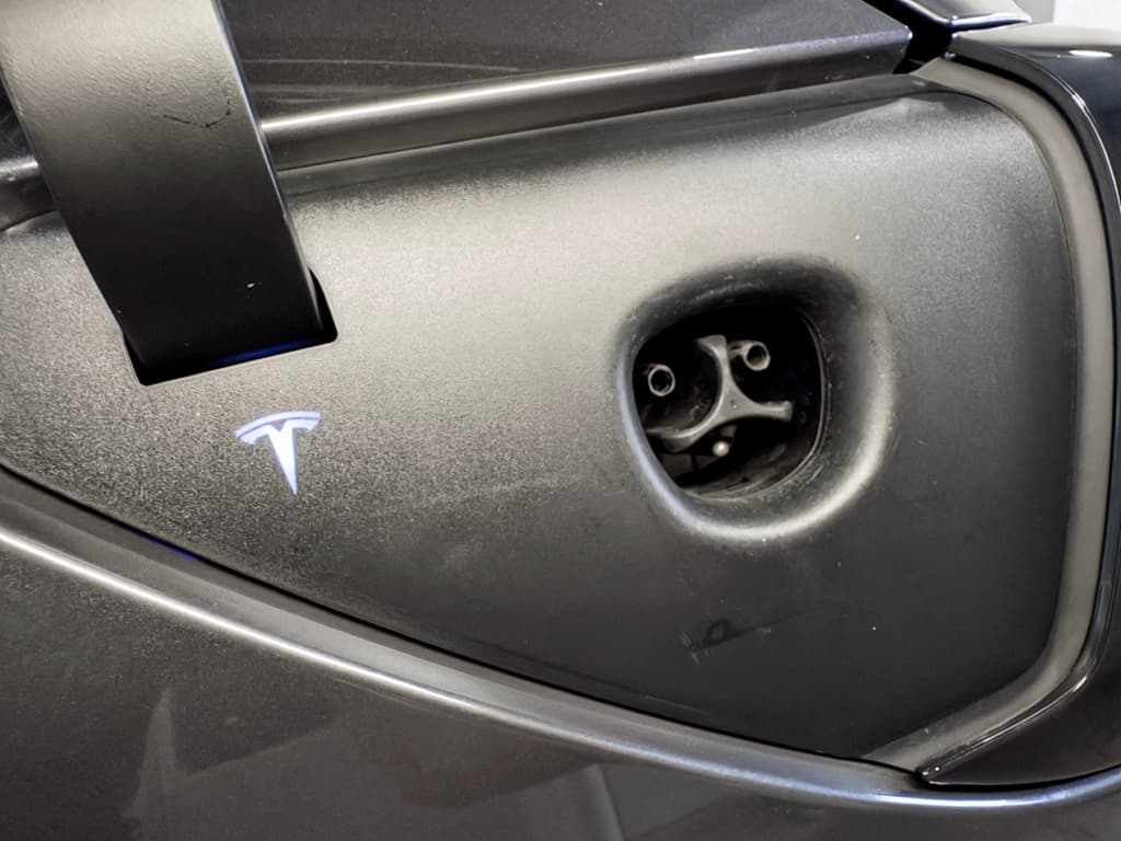2022 Tesla Model Y view 5