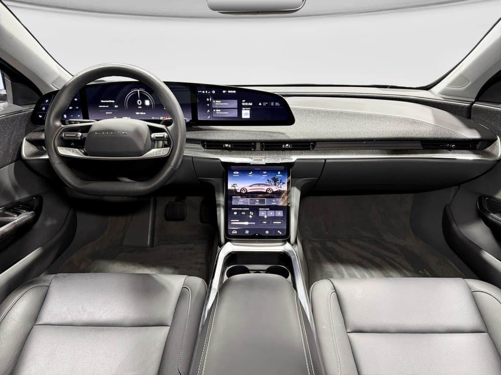 2025 Lucid Air view 16