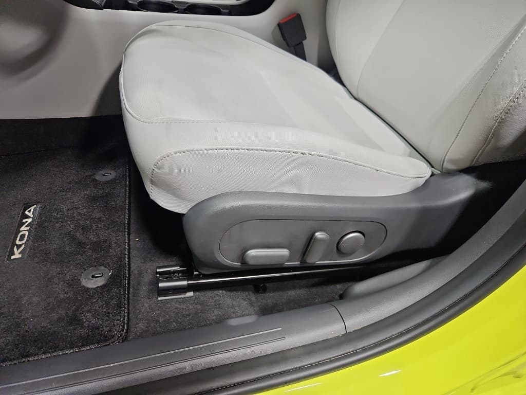2024 Hyundai Kona view 6