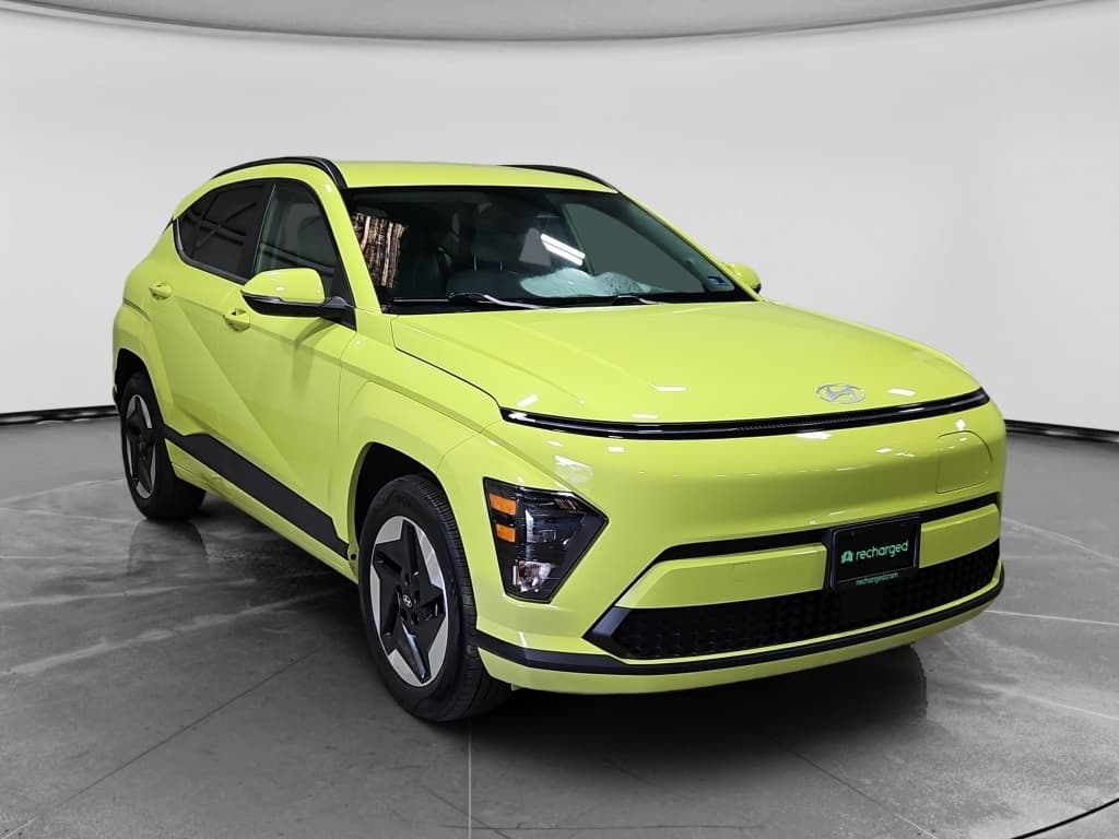 2024 Hyundai Kona view 4