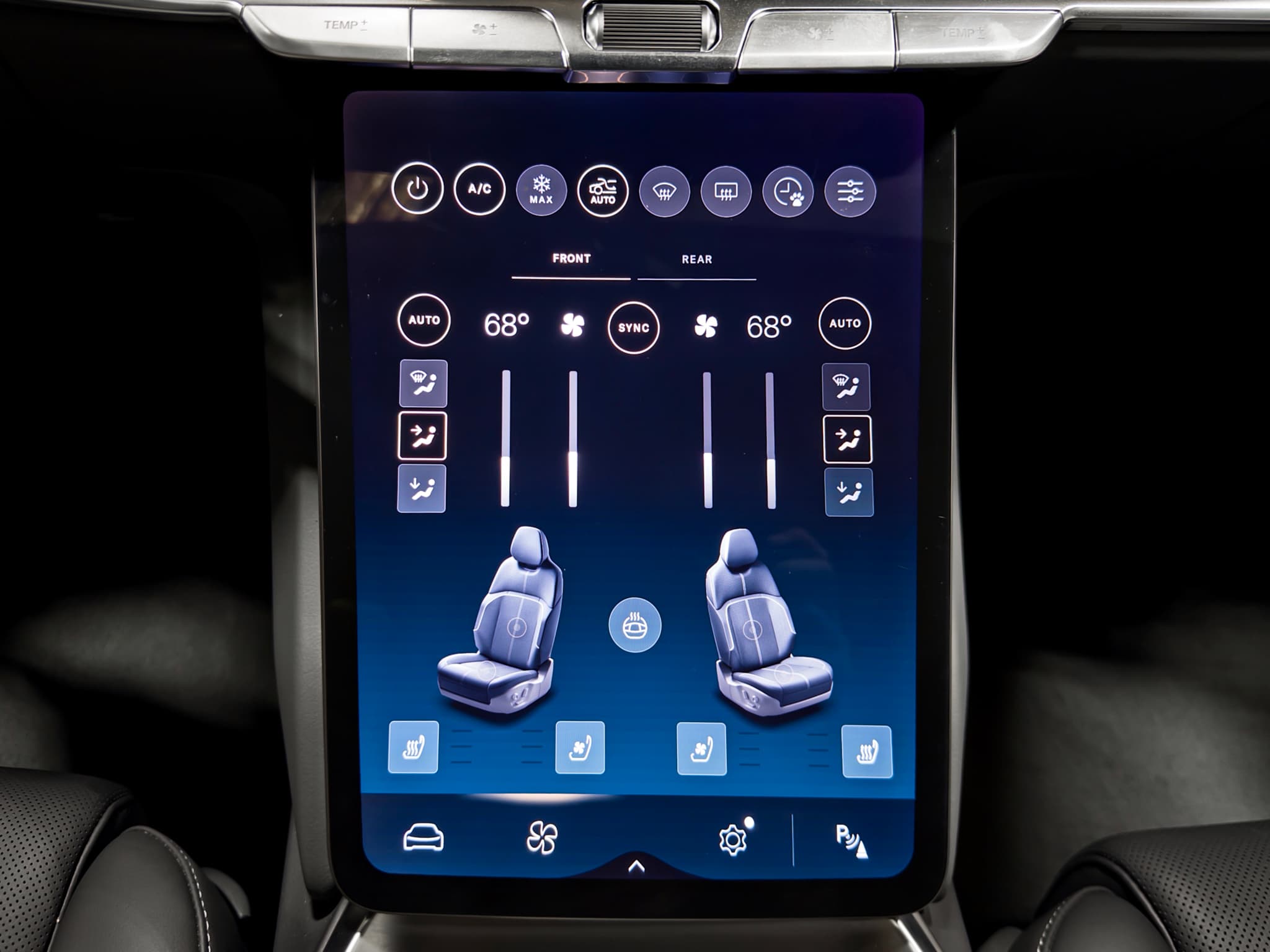 2025 Lucid Air view 13