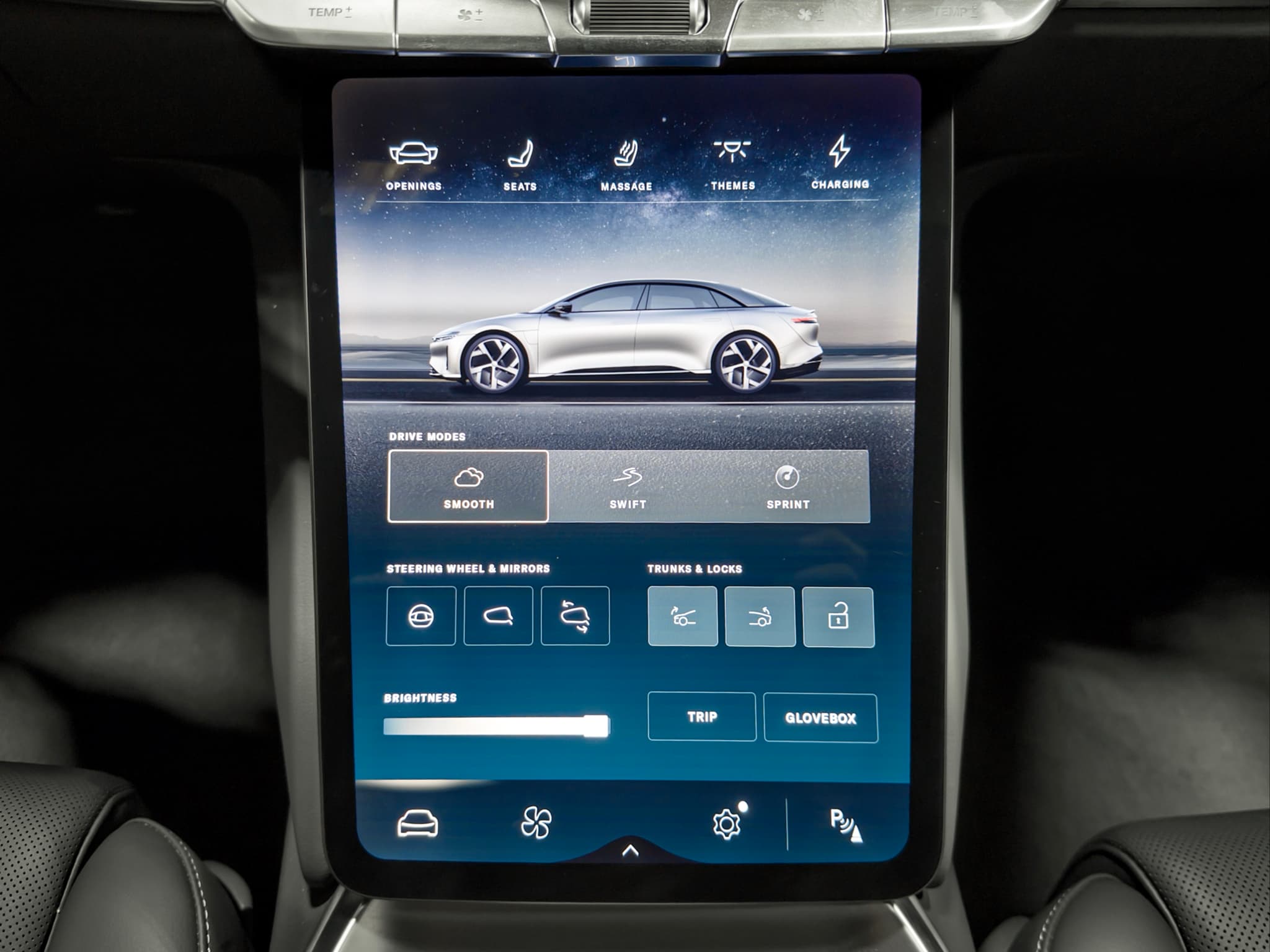 2025 Lucid Air view 12