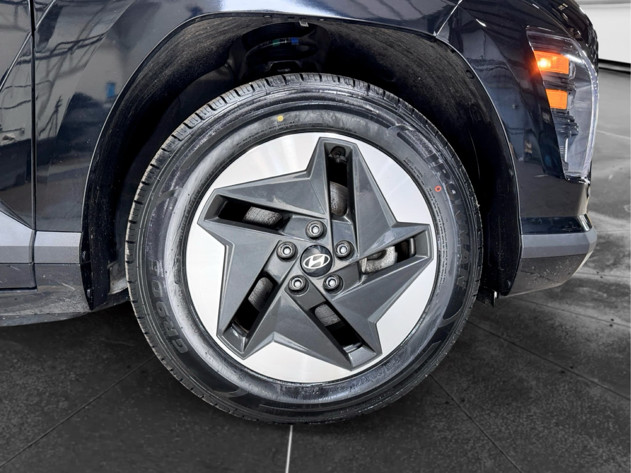 2024 Hyundai Kona view 38
