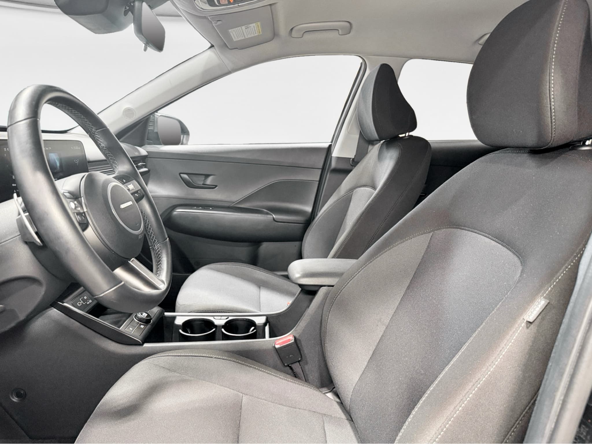 2024 Hyundai Kona view 18