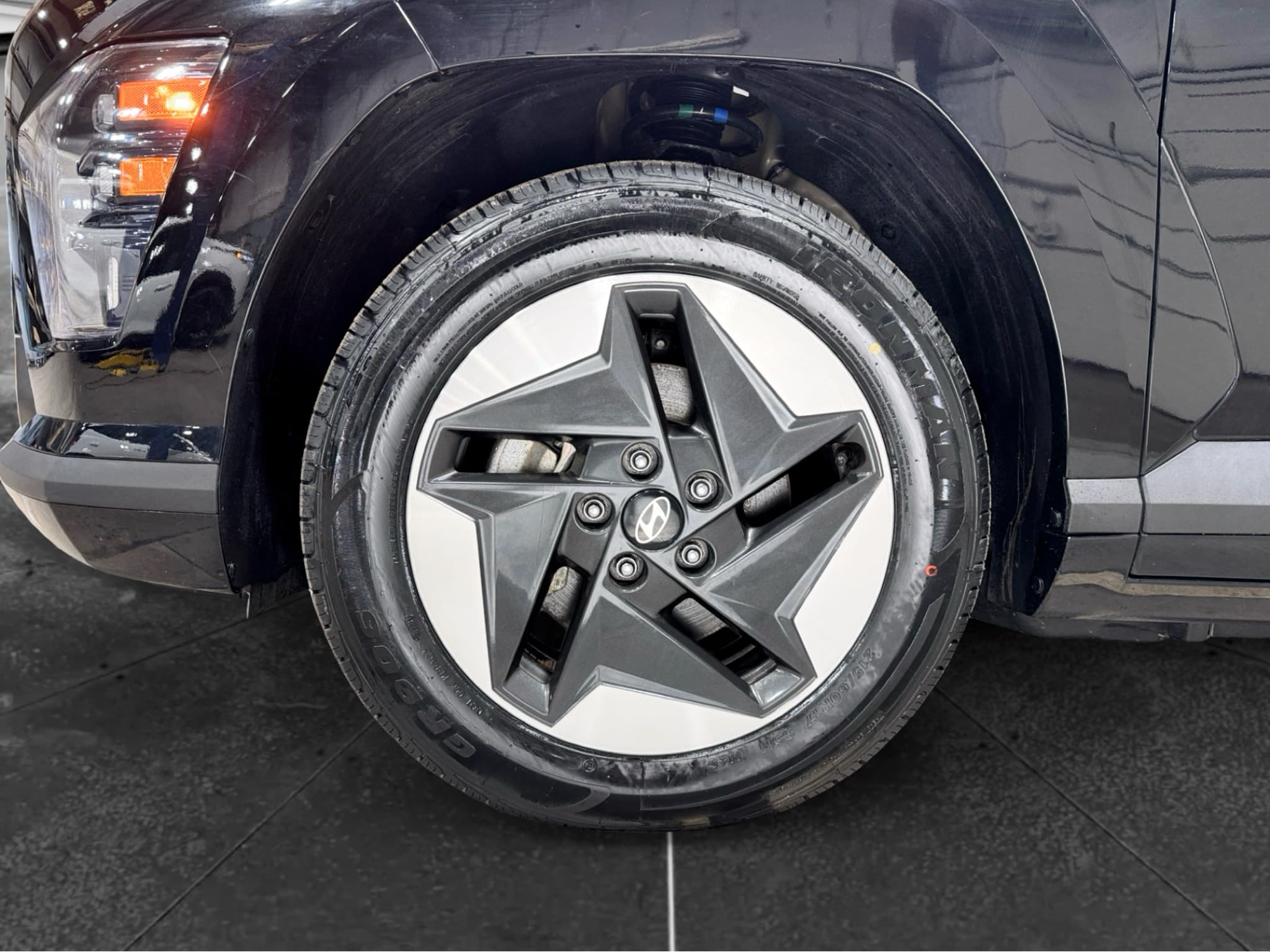 2024 Hyundai Kona view 32