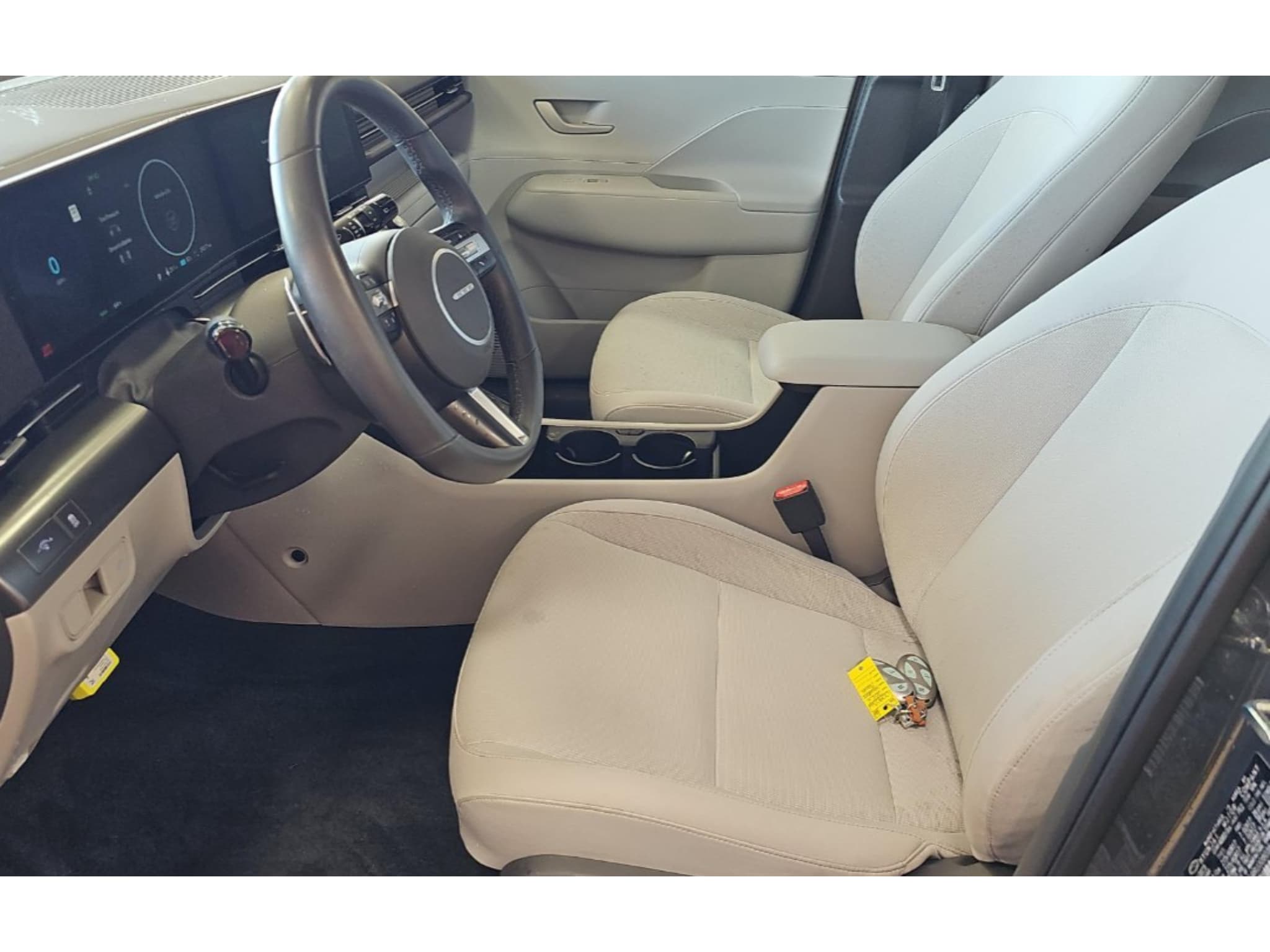 2024 Hyundai Kona view 5