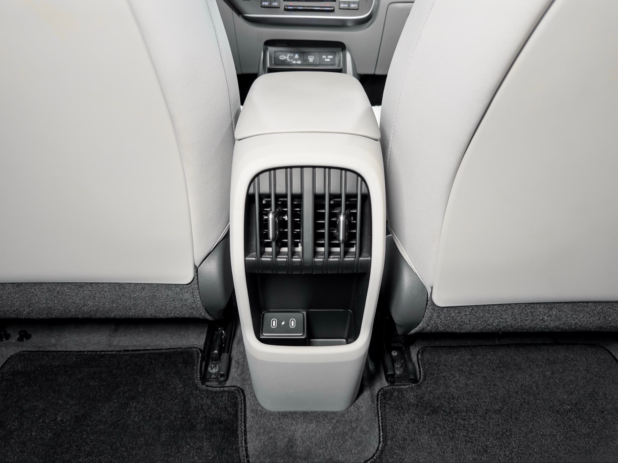 2024 Hyundai Kona view 21