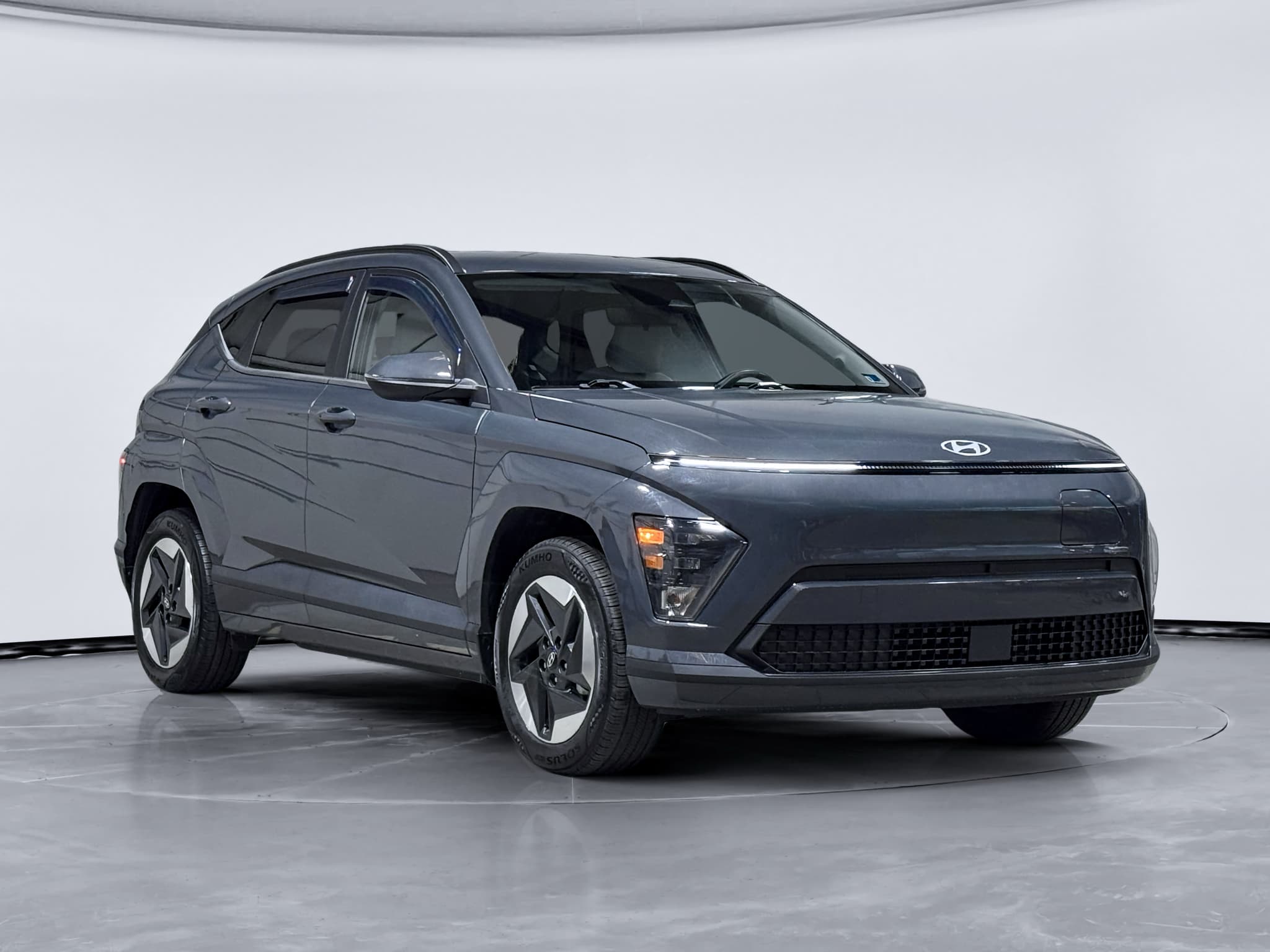 2024 Hyundai Kona view 4