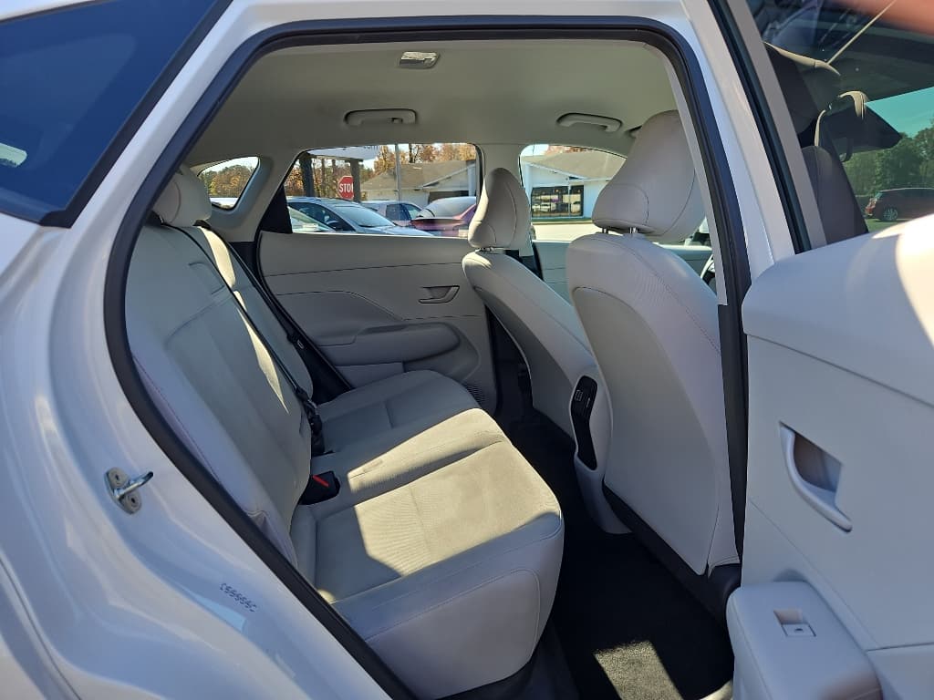 2024 Hyundai Kona view 25