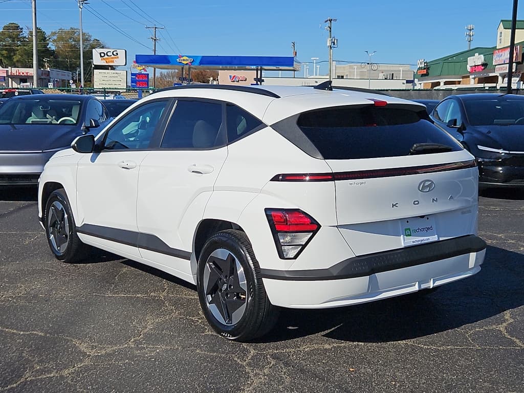 2024 Hyundai Kona view 2