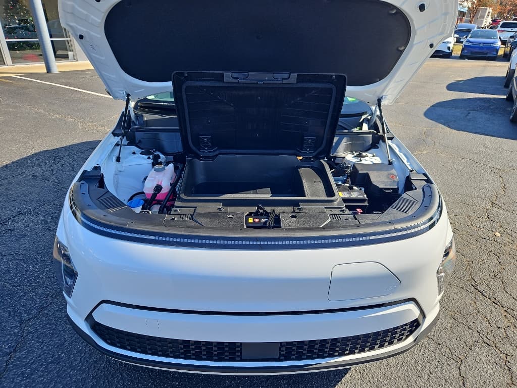 2024 Hyundai Kona view 23