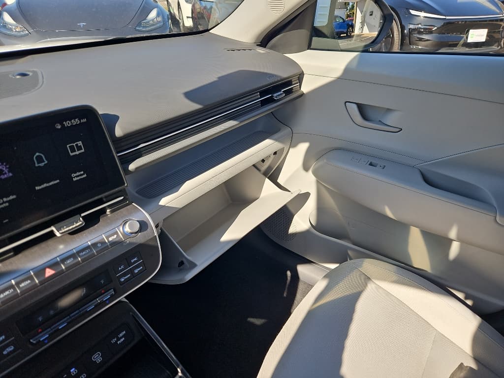 2024 Hyundai Kona view 20