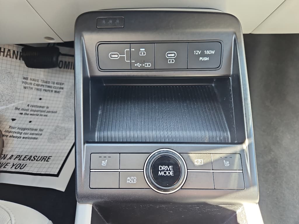 2024 Hyundai Kona view 19