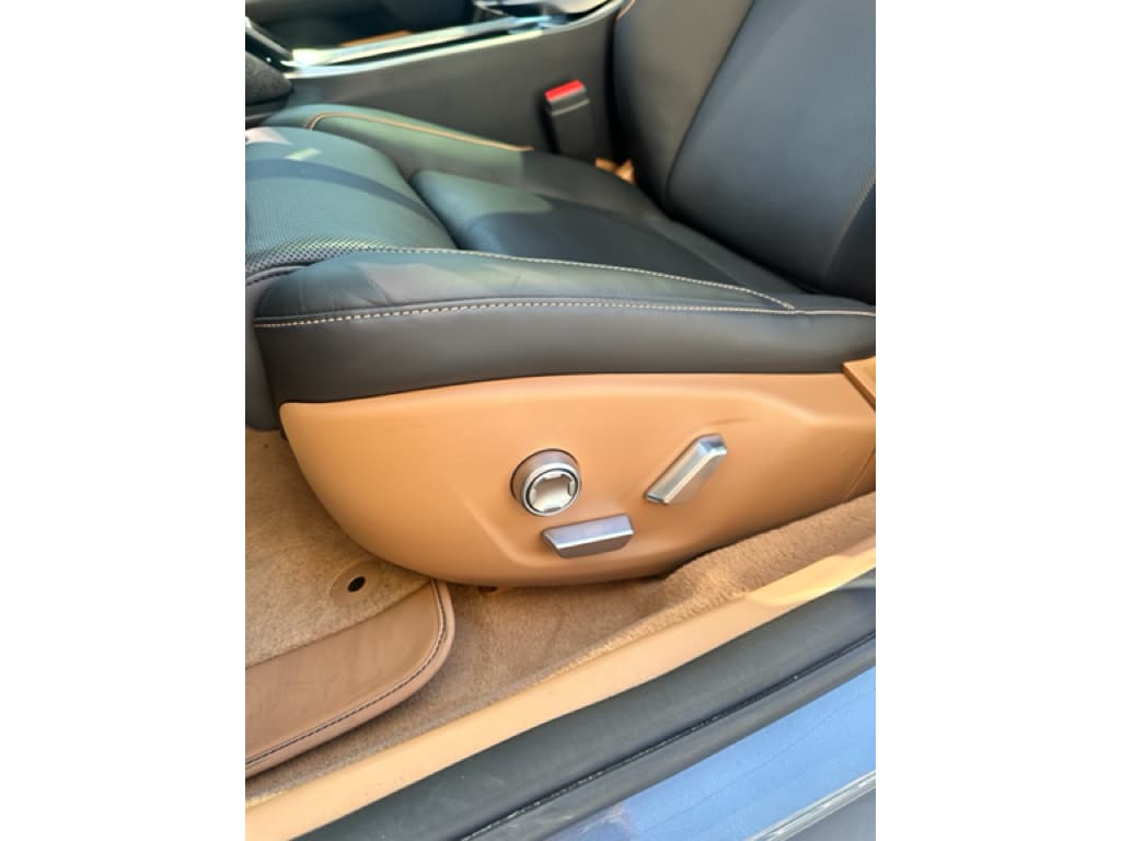 2025 Lucid Air view 5