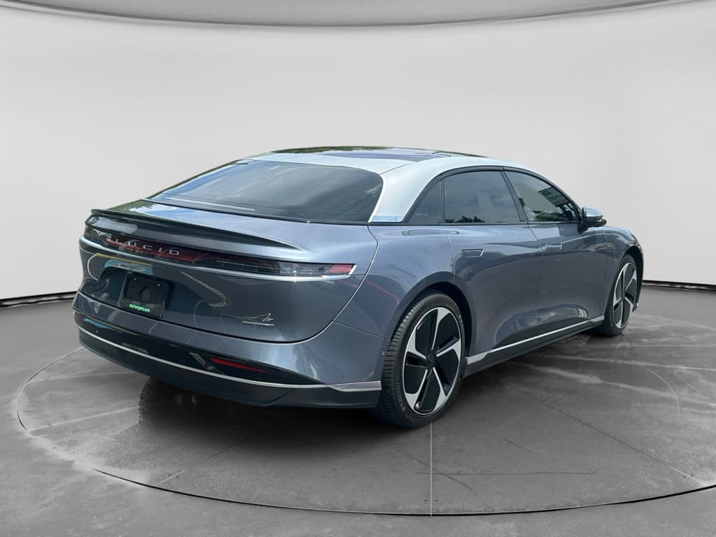2025 Lucid Air view 3