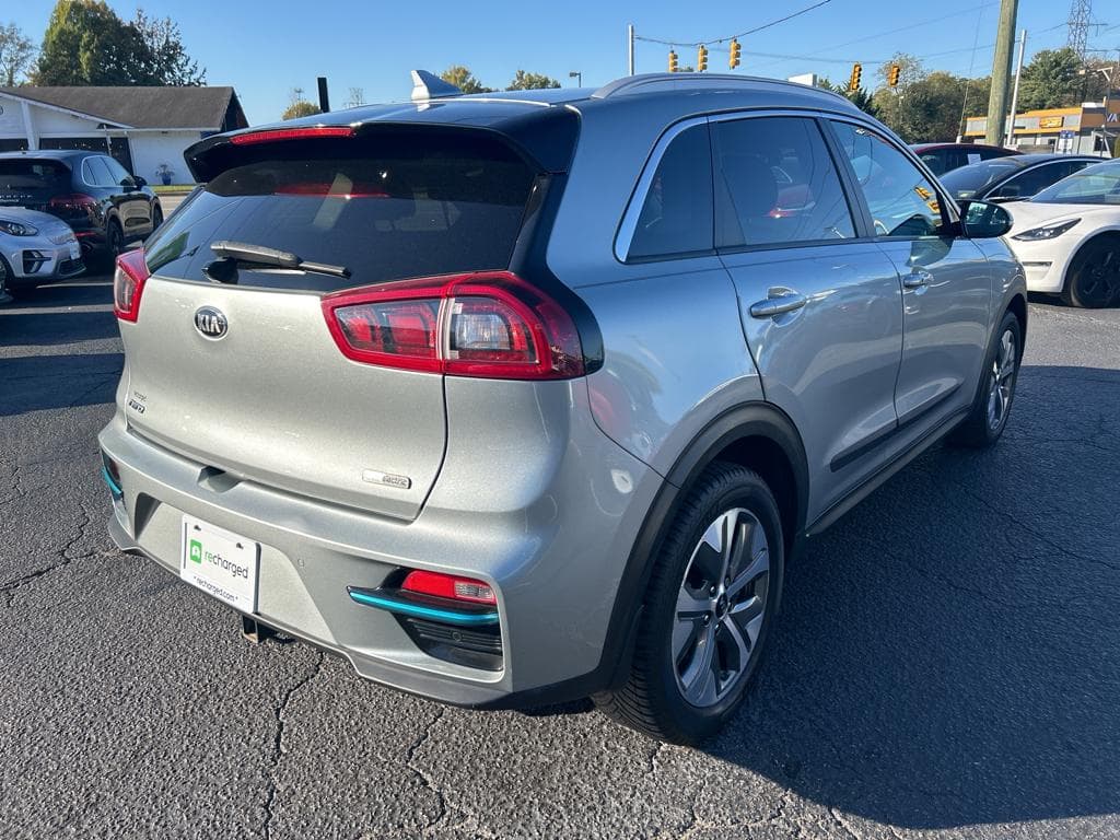 2019 Kia Niro EV view 3