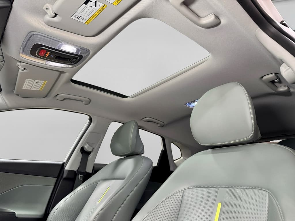 2024 Hyundai Kona view 26