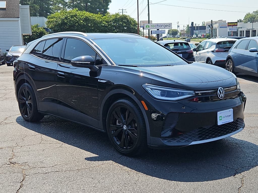 2021 Volkswagen ID.4 view 4