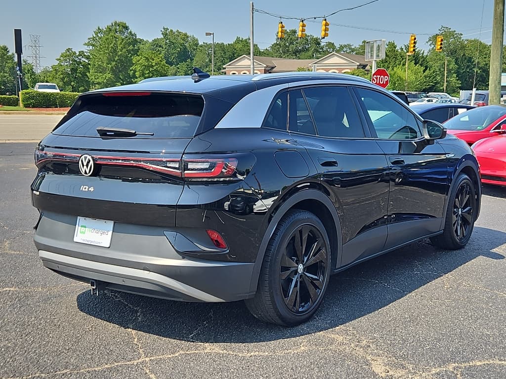 2021 Volkswagen ID.4 view 3