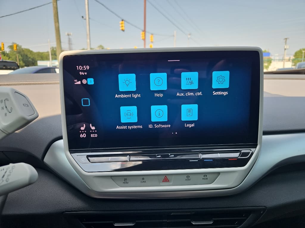 2021 Volkswagen ID.4 view 12