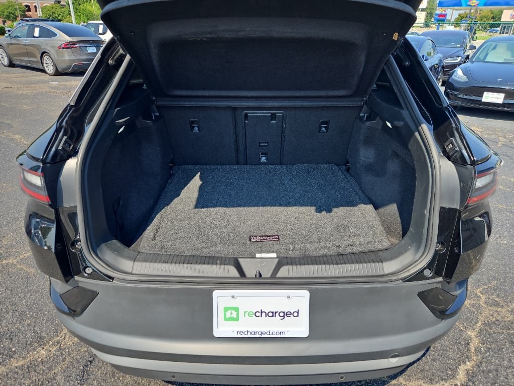 2021 Volkswagen ID.4 view 22